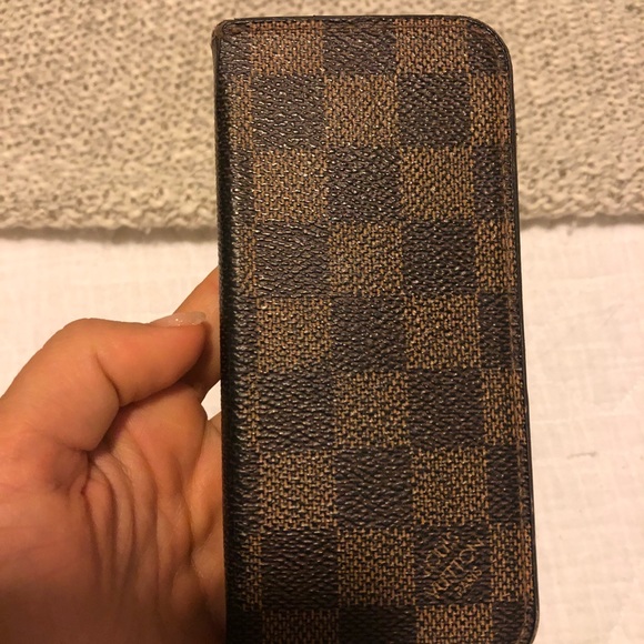 Authentic ! LOUIS VUITTON cell phone case - Picture 2 of 5